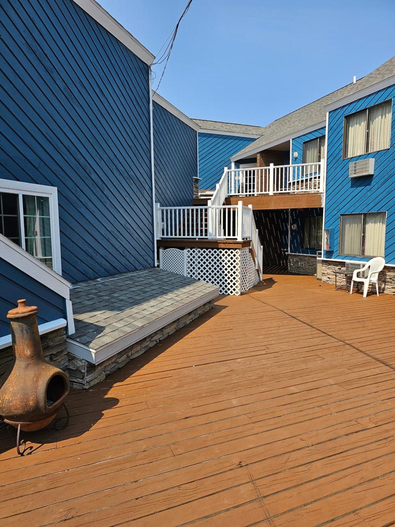 Knights Inn Mackinaw City Exterior photo