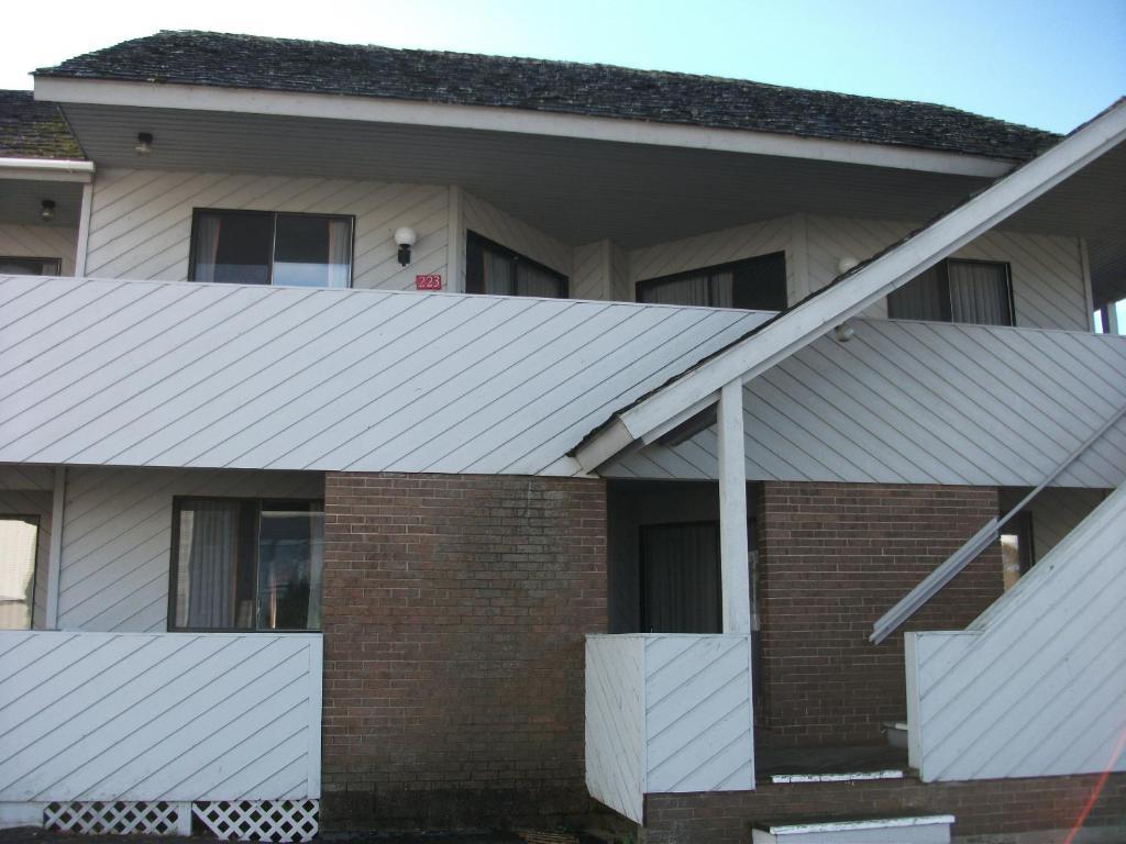 Knights Inn Mackinaw City Exterior photo